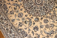 ハンドメイドペルシャ絨毯ナイン産ラグシルクとウール59015