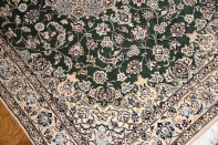 ペルシャ絨毯ナイン産ソファー前サイズグリーン色59021