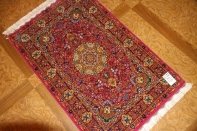 とても可愛いピンク色の高級シルク絨毯57007
