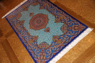 最高級手織りシルクペルシャ絨毯玄関マットクム248236