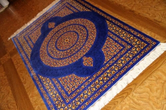 最高級手織りシルクペルシャ絨毯玄関マットクム248369