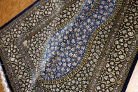 高級手織りペルシャ絨毯センターラグ、クムシルク60052