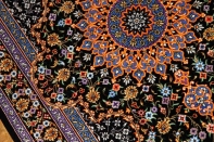 クムシルク手織りペルシャ絨毯素敵な紺色玄関マット75142