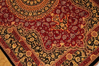 伝統的なペルシャ絨毯ラグシルクメダリオンの赤い色75163