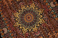 楕円形シルク手織りペルシャ絨毯、クム産モハラマトデザイン60031