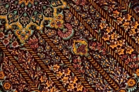 楕円形シルク手織りペルシャ絨毯、クム産モハラマトデザイン60031