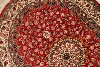 楕円形手織りペルシャ絨毯、クムシルクメダリオン60034