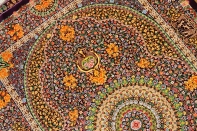 最高級手織りセンターラグ、クムシルクのペルシャ絨毯60022