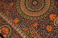 最高級手織りセンターラグ、クムシルクのペルシャ絨毯60022