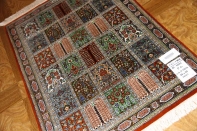 ペルシャ絨毯クムシルクヘシティーデザイン49042