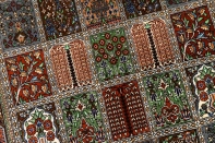 ペルシャ絨毯クムシルクヘシティーデザイン49042