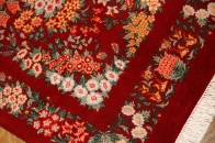 赤い花の絨毯手織りクムペルシャ50025