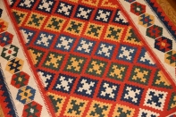 手織りシラズキリムのセンターラグウール65000