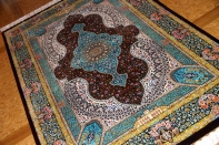 シルクのペルシャラグ高品質手織りイラン製絨毯60008