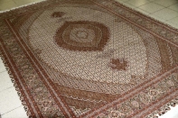 豪華なリビング絨毯タブリーズマヒデザイン28791