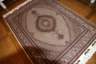 イラン輸入高級手織りペルシャタブリーズマヒ57056