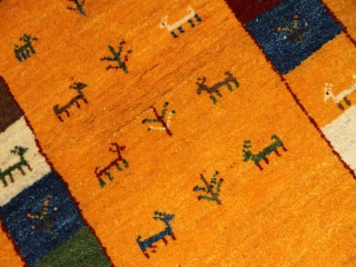 羊毛ウールの高級細かい織り方のギャッベ188113