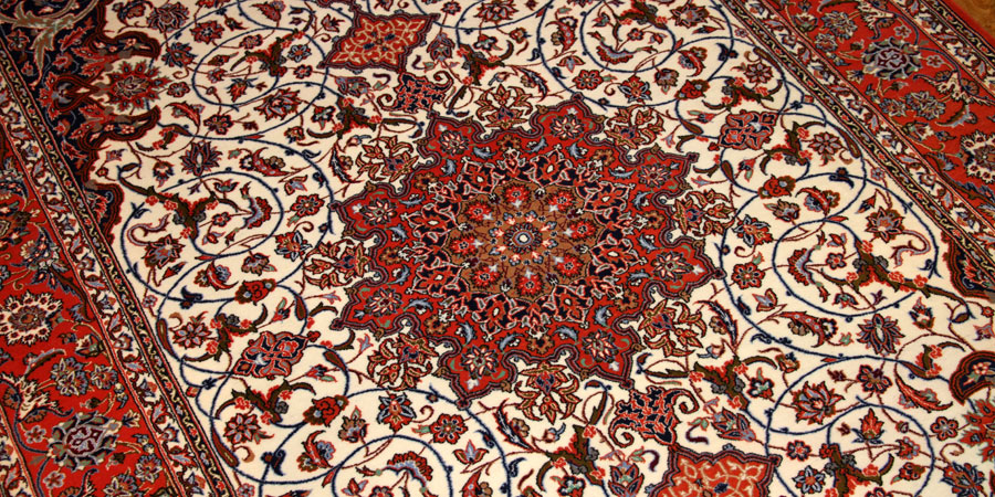 新しい絨毯/ペルシャ絨毯/イラン・イスファハン/約114×70cm