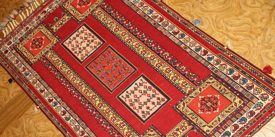 ギャッベとキリムの違いさ