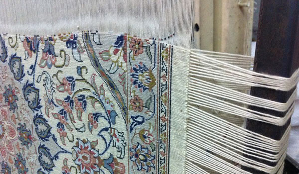 大幅にプライスダウン ペルシャの手作り絨毯‼️ size61x50cm